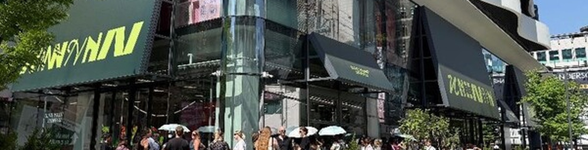 올리브영 성수점 앞 대기줄 · 사진=CJ올리브영(아시아타임즈 2026-08-16 게재)